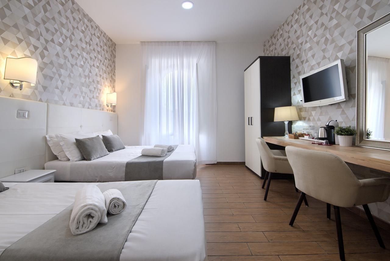 Domus Pietro Inn โรม ภายนอก รูปภาพ